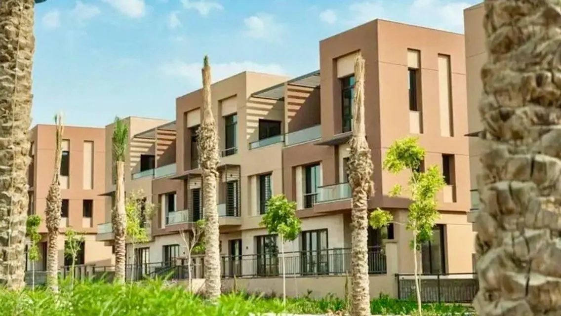 فخامة منزل 4-5 غرف مع حديقة ومسبح خاص
