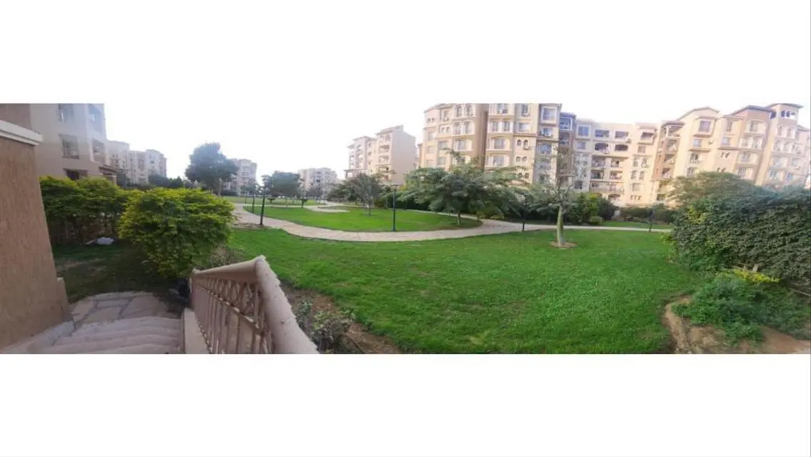 شقة فاخرة للبيع في مدينتي