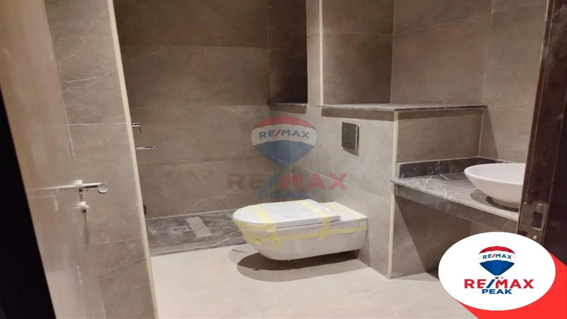 Luxury Apartment for Sale with Ample Space