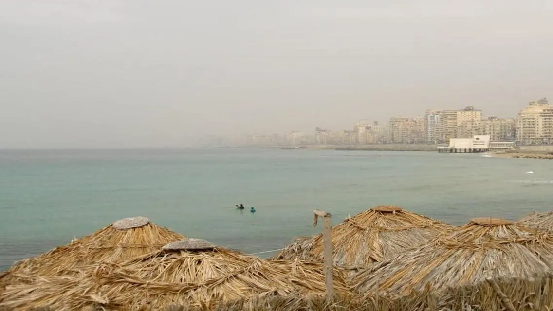 فيلا فاخرة بمساحة واسعة مع حديقة ومسبح خاص