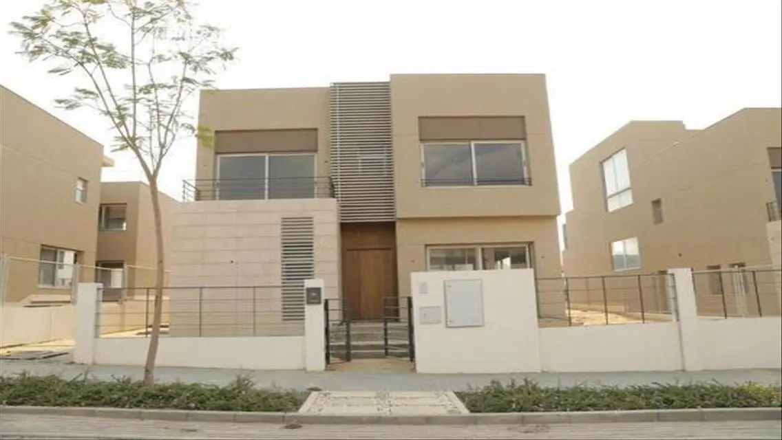Luxury Villa for Sale with Private Pool and Garden