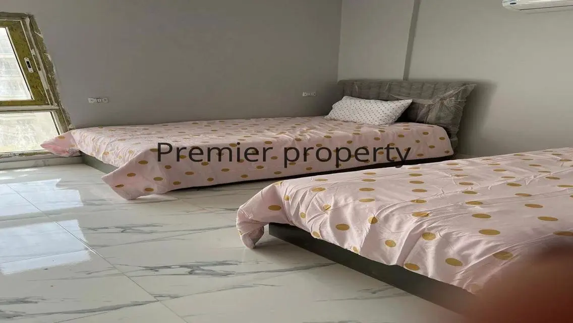 Stunning Lake-View Apartment in a Prime Location