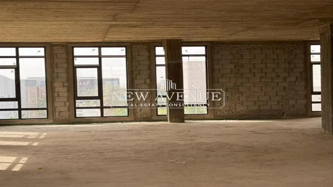 Premium Property in District 5 - 1600 Square Meters