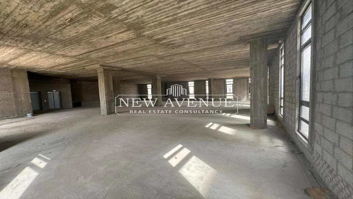 Premium Property in District 5 - 1600 Square Meters