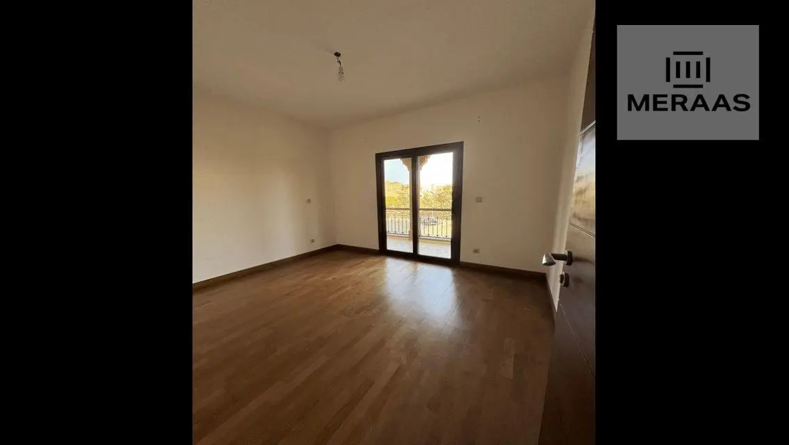 Luxurious Villa for Sale with Comprehensive Space