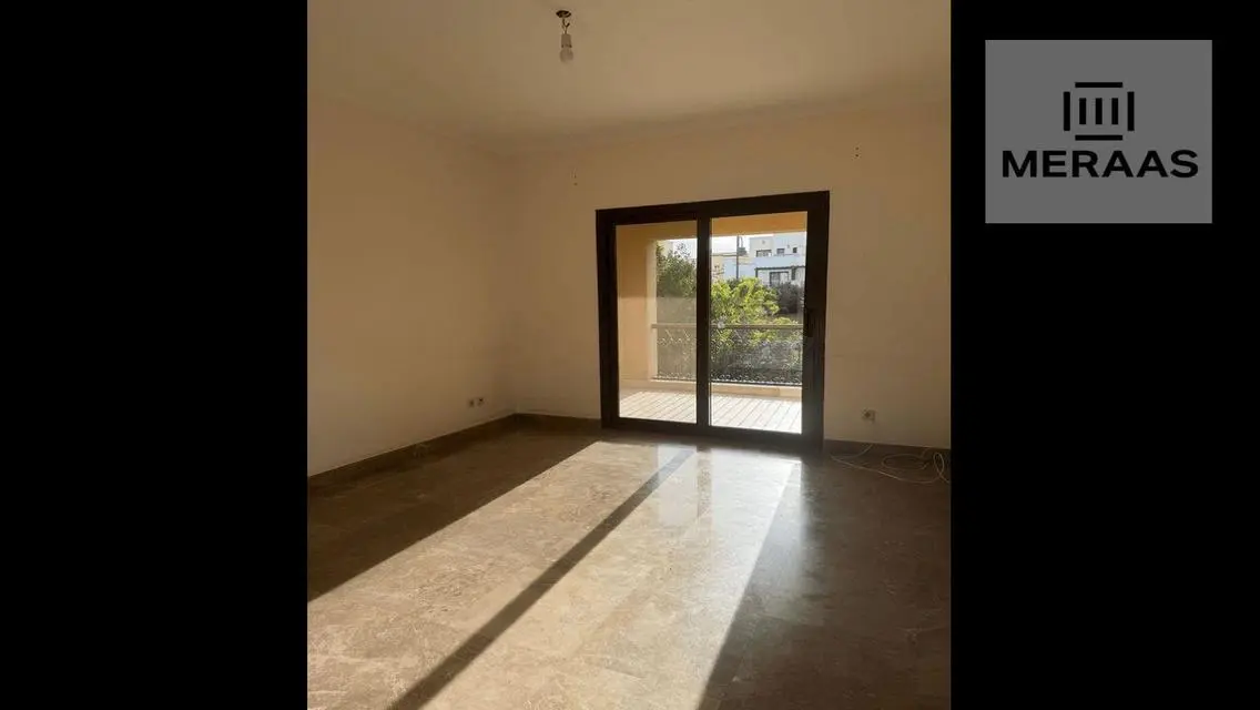 Luxurious Villa for Sale with Comprehensive Space