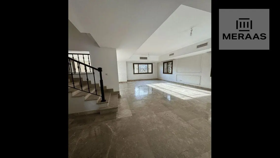 Luxurious Villa for Sale with Comprehensive Space