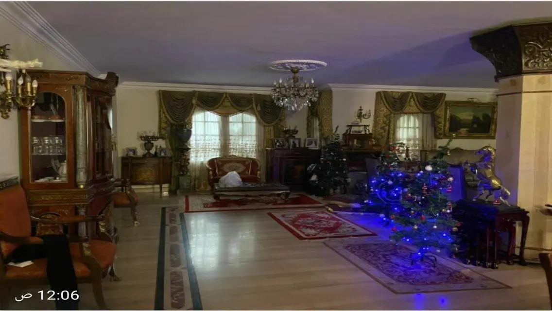 Luxury Villa for Sale with Garden and Pool