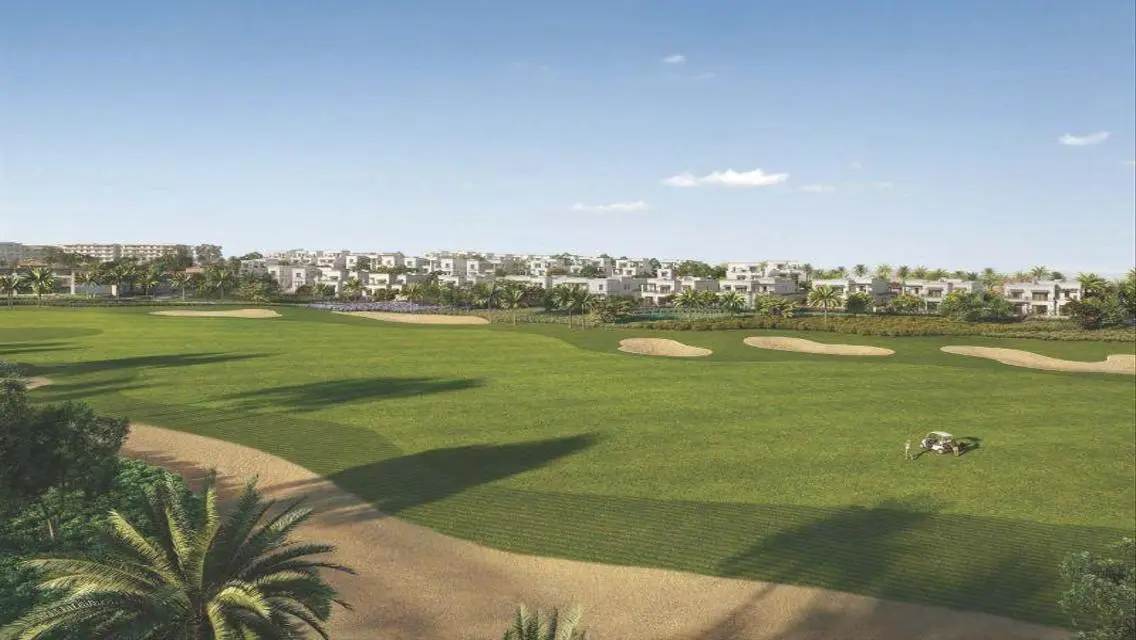 Luxurious Villa with Spacious Garden and Premium Amenities