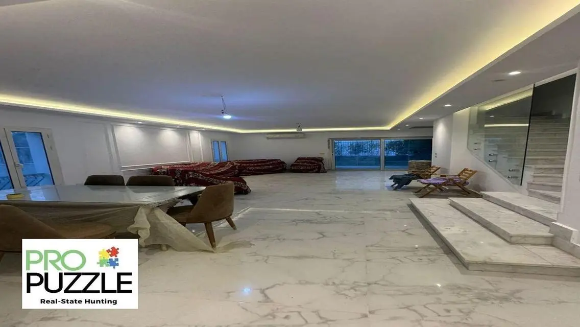 فيلا للإيجار في ماونتن فيو هايد بارك