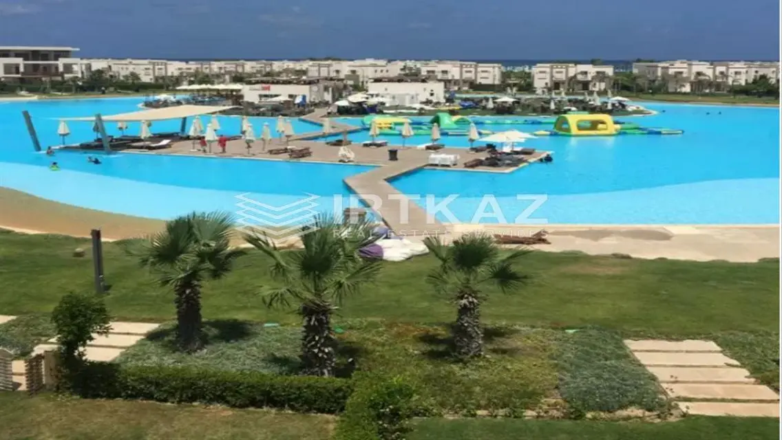 Luxury Apartment in Amwaj Village with Stunning Views
