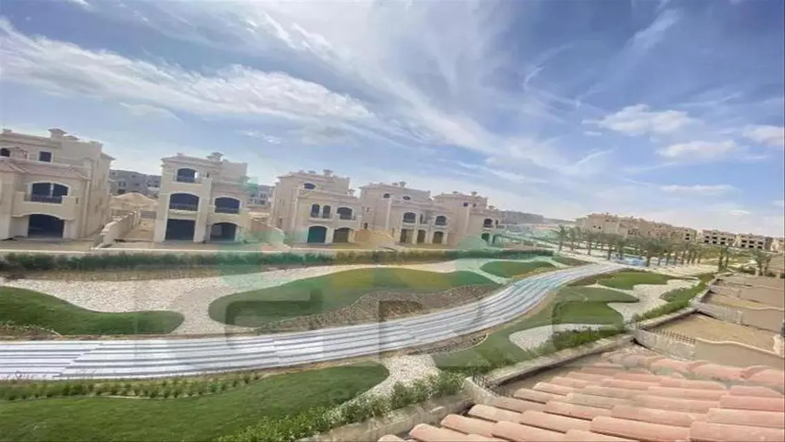 Luxury 4-Bedroom Villa with Private Garden and Pool