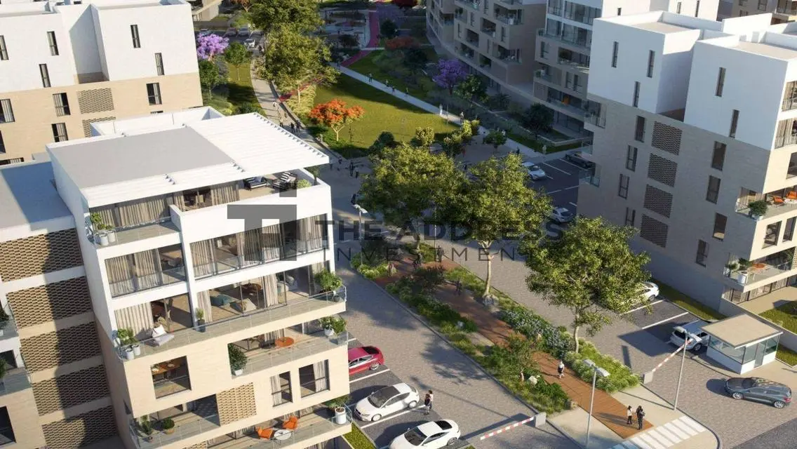 Luxurious Villa for Sale in AUC with Spacious Layout