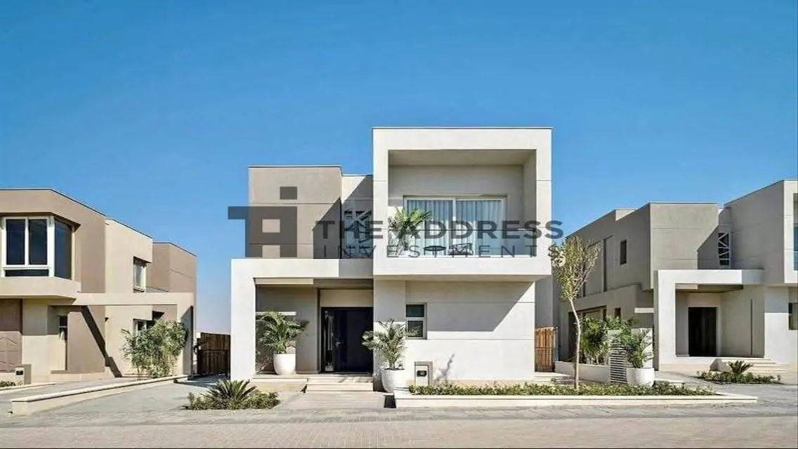 Luxurious Villa for Sale with Spacious Private Garden