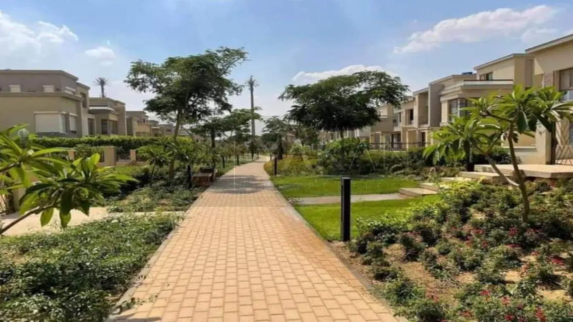 Luxury 5-Bedroom Villa with Stunning Views