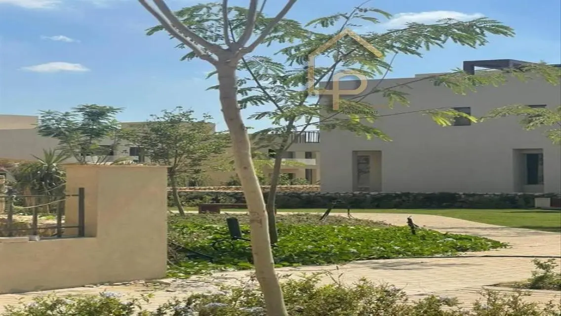Luxury Apartment for Sale in Hill Side with Private Garden