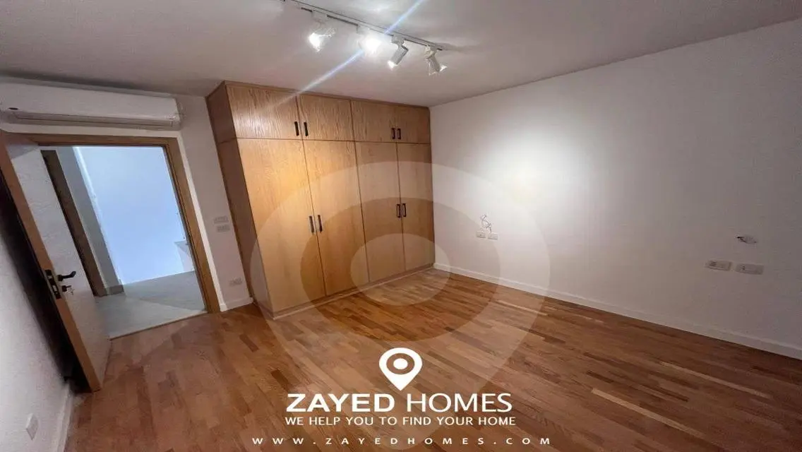 Luxury Apartment for Sale in Sodic - 3 Bedrooms and 3 Bathrooms