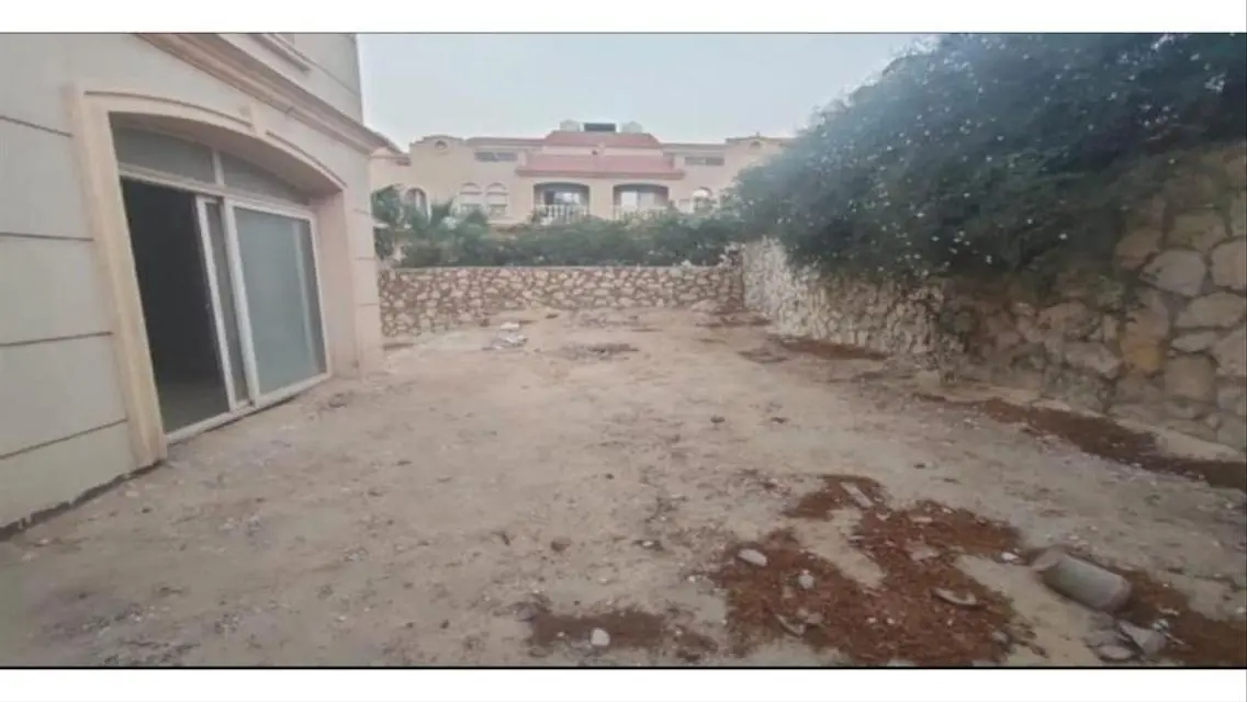 فيلا فاخرة للبيع في القاهرة الجديدة