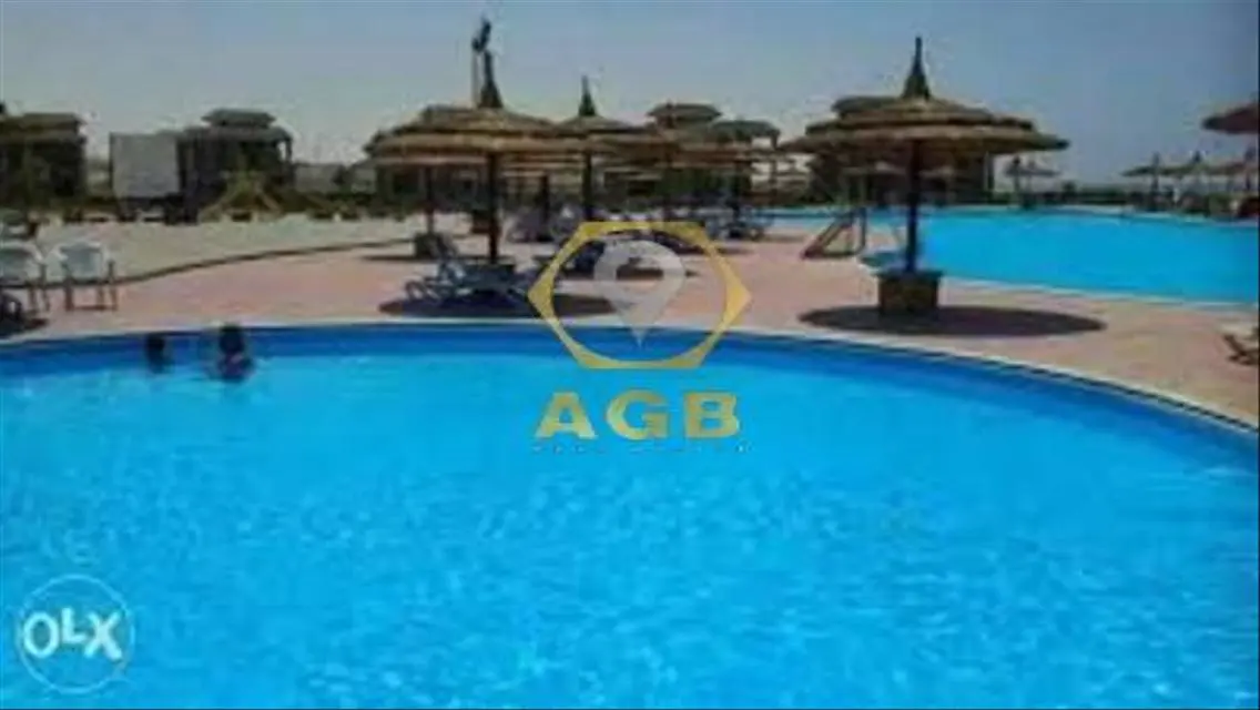 فيلا فاخرة للبيع بمساحة كبيرة وبسعر مغري