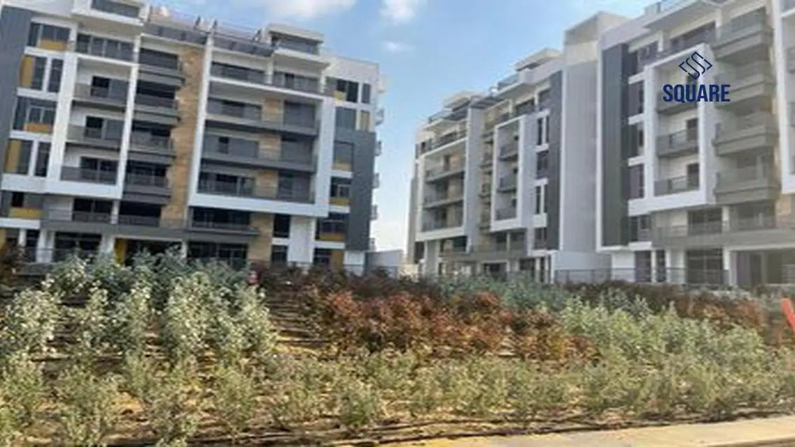 Luxury Apartment with Spacious Layout and Stunning View
