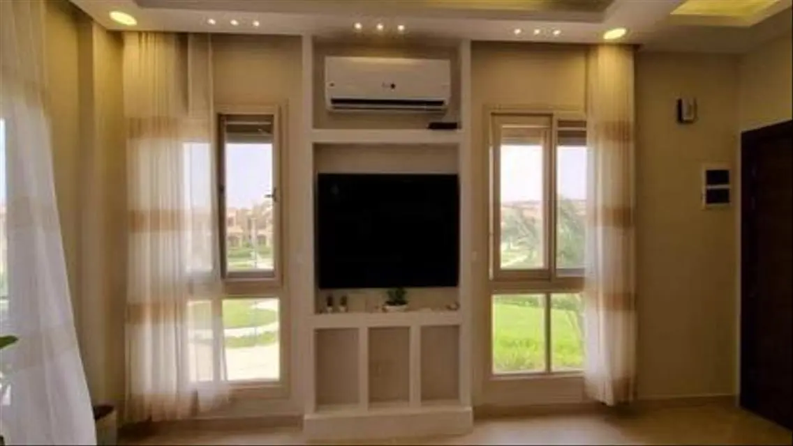 Stunning Villa for Sale with Modern Amenities
