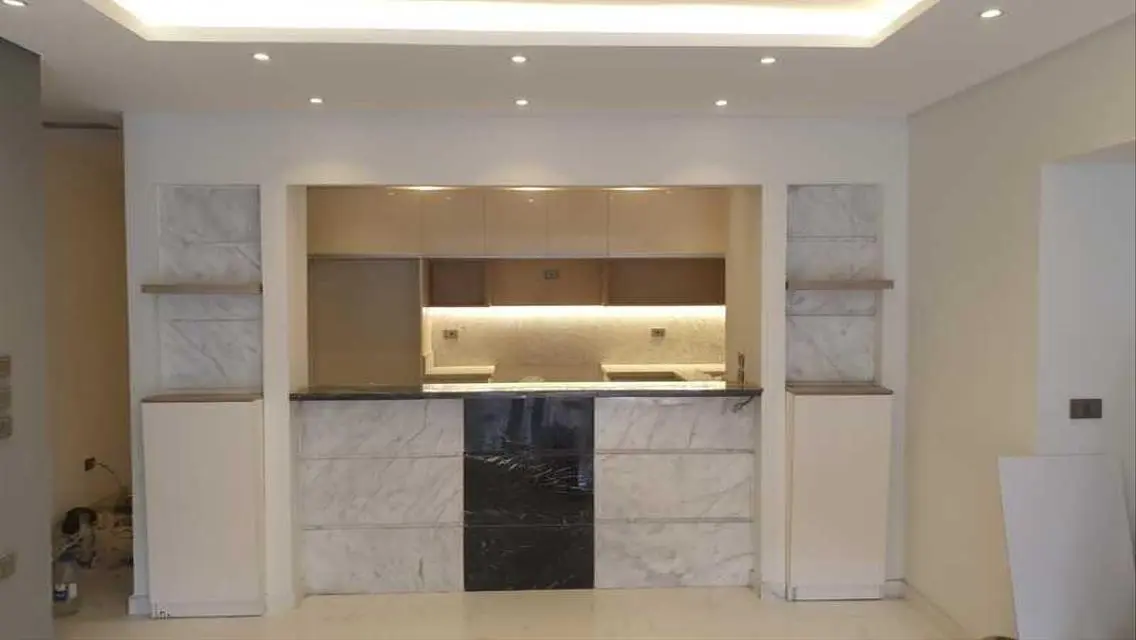 Luxury Apartment for Sale with Stunning Lake View