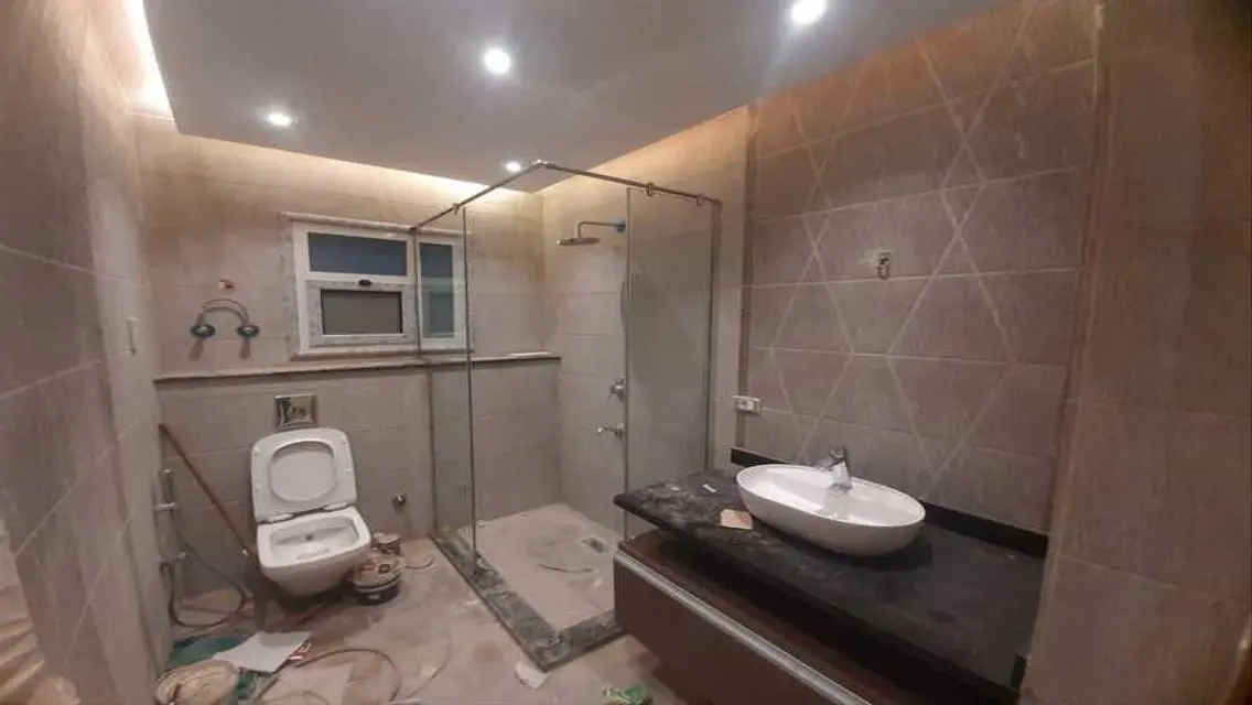 Luxury Apartment for Sale with Stunning Lake View
