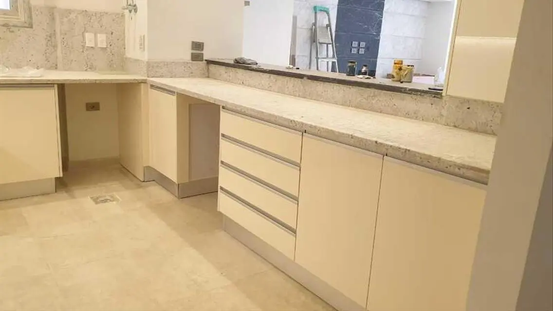 Luxury Apartment for Sale with Stunning Lake View