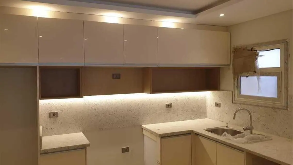 Luxury Apartment for Sale with Stunning Lake View