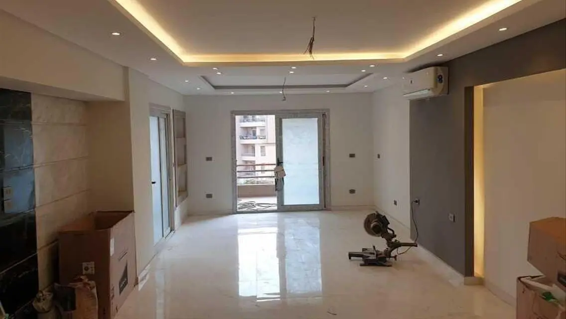 Luxury Apartment for Sale with Stunning Lake View
