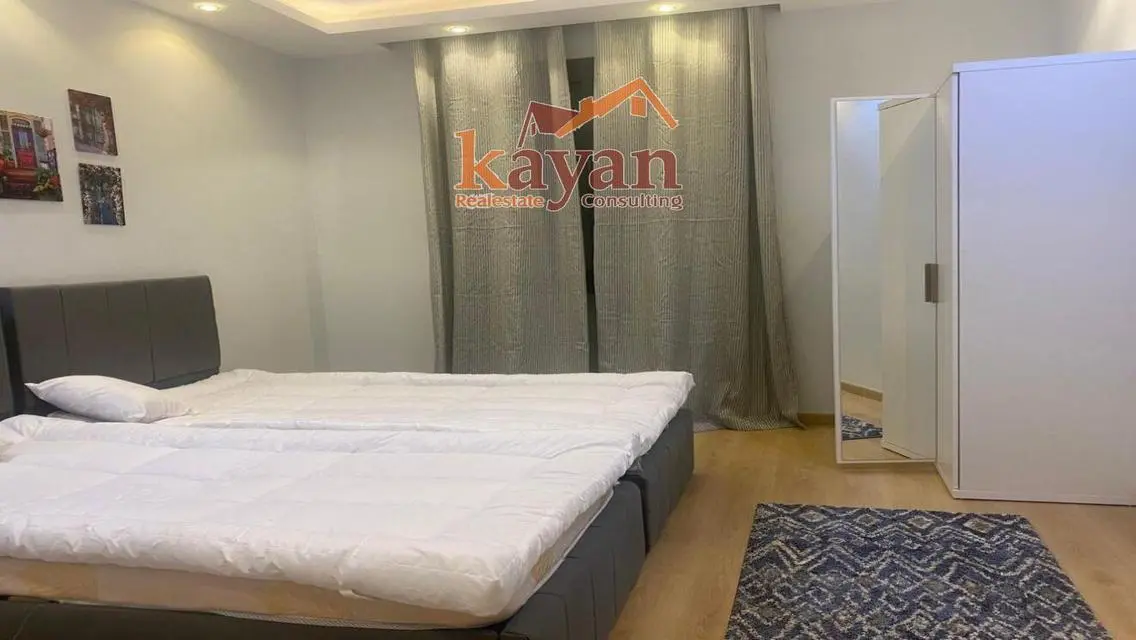 Luxurious 155 sqm Apartment in a Prime Location