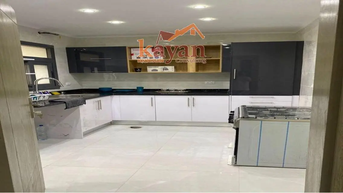 Luxurious 155 sqm Apartment in a Prime Location