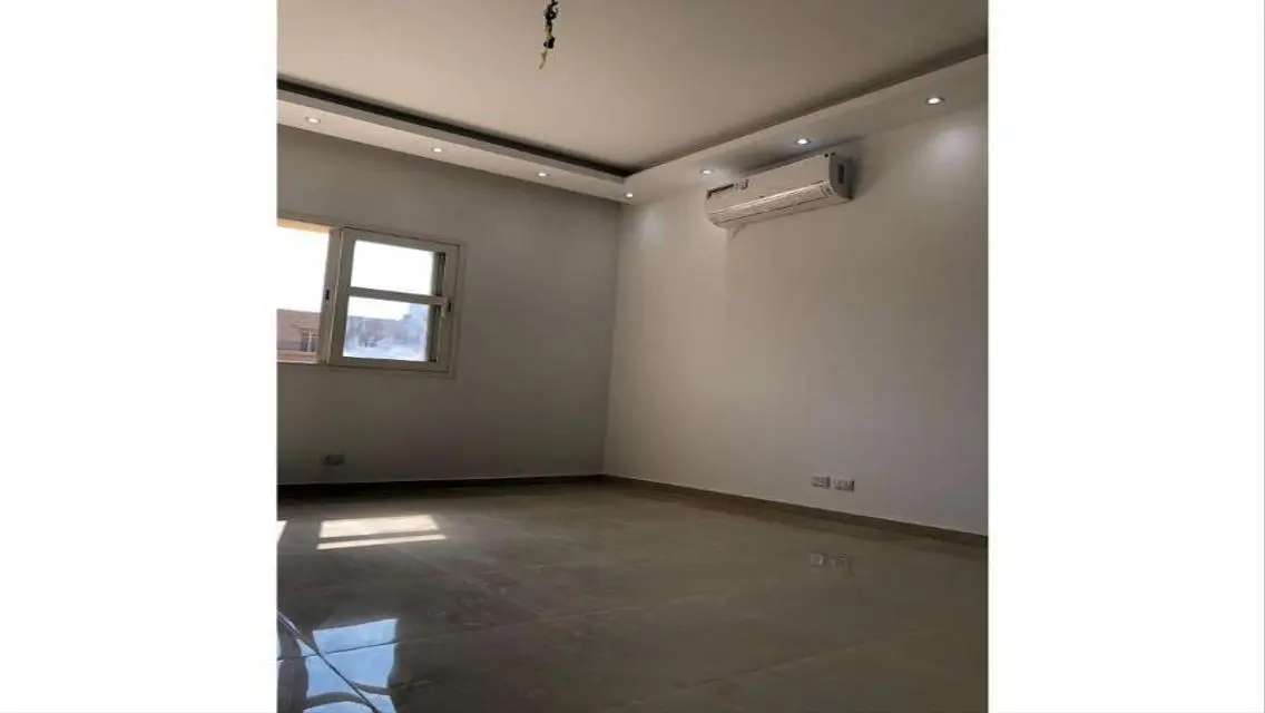 شقة فاخرة بمساحة 80 متر للبيع