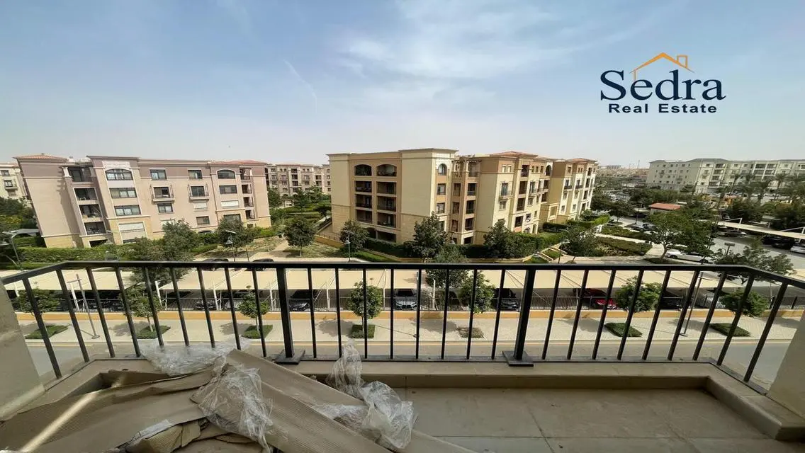 Luxury 4-Bedroom Apartment with Balcony and Shared Pool