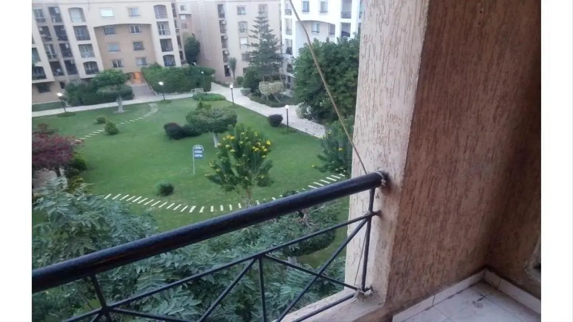 شقة فاخرة للبيع في قلب المدينة