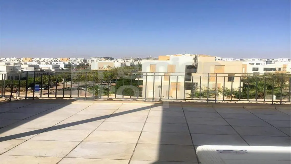شقة رائعة للإيجار بمساحة 500 متر في منطقة مميزة