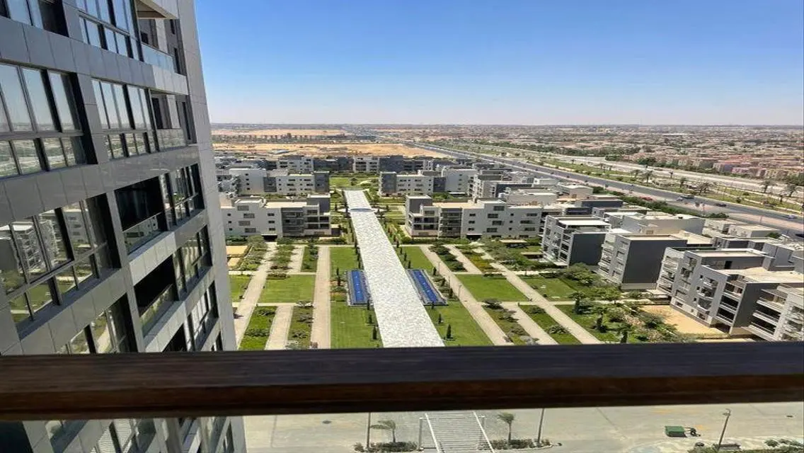 Luxury Apartment with Maid Room and Shared Pool for Sale