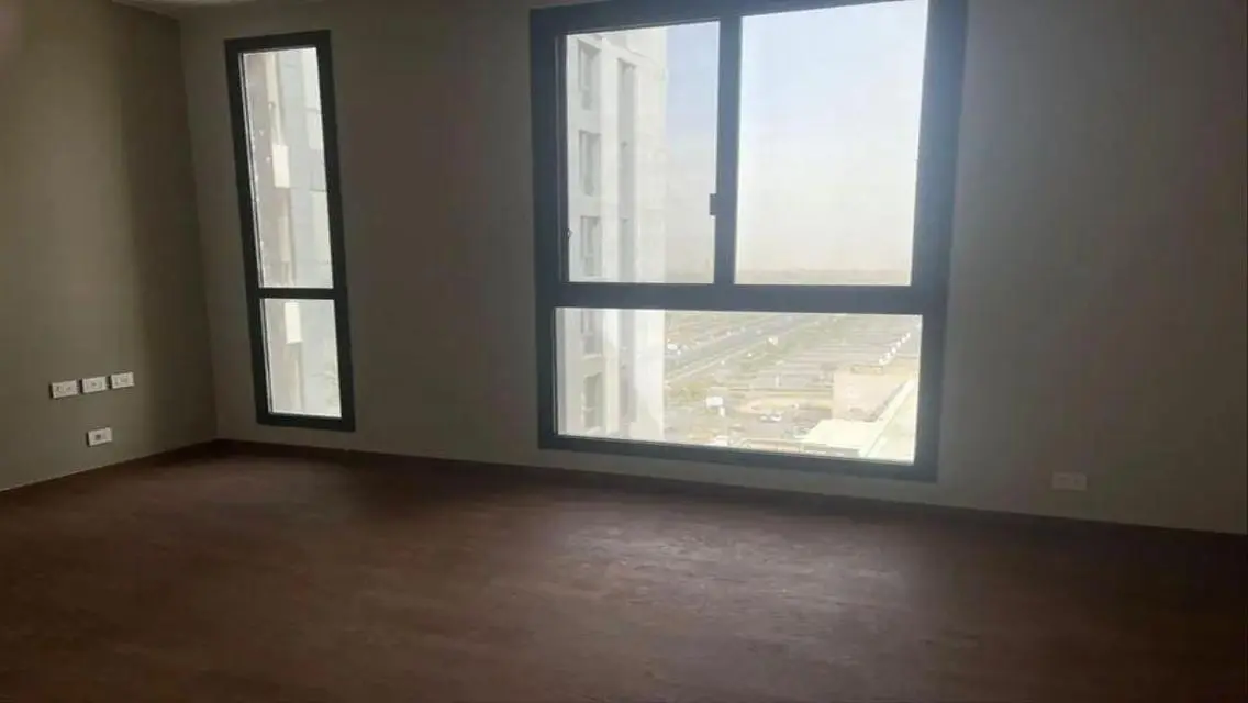 Luxury Apartment with Maid Room and Shared Pool for Sale