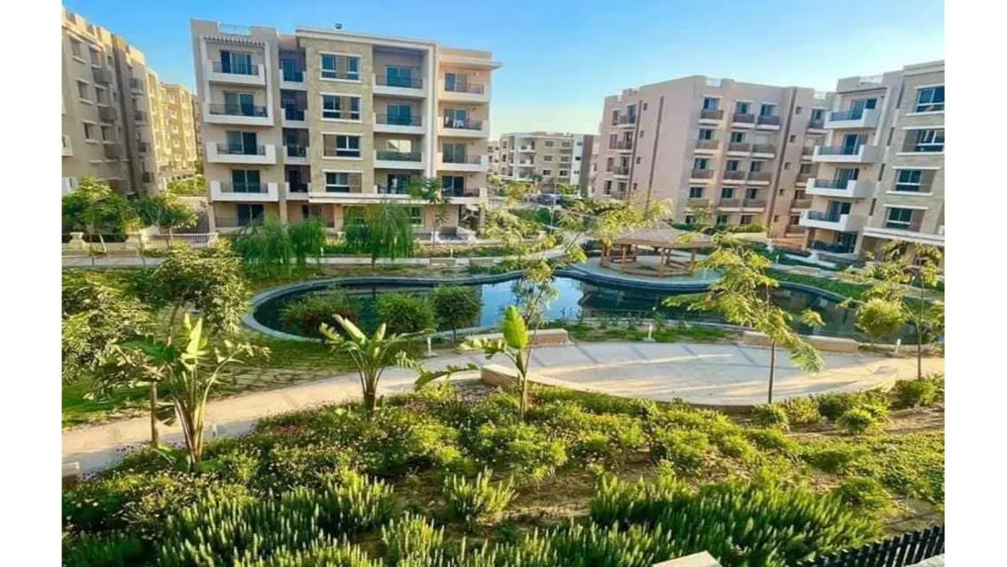 Apartment with Direct Hub View in Sarai Project