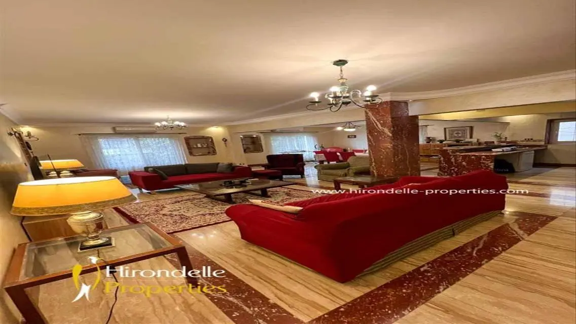 عقار متميز للبيع بالقرب من معلم رئيسي