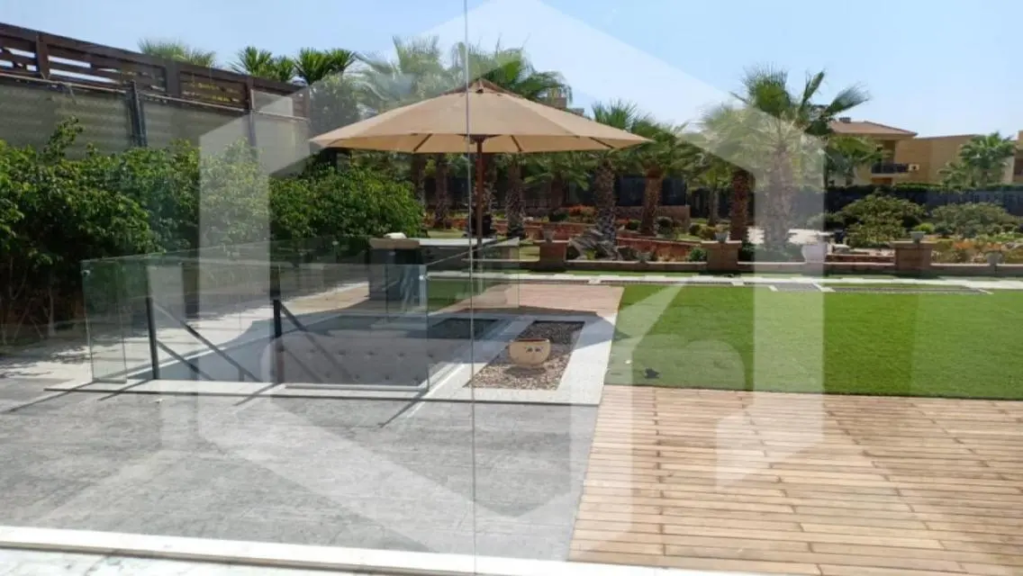 Luxury Apartment with 650 Square Meters, Private Garden and Pool