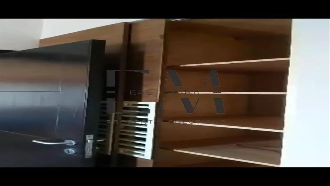 شقة فاخرة للبيع بمساحة واسعة بسعر مميز