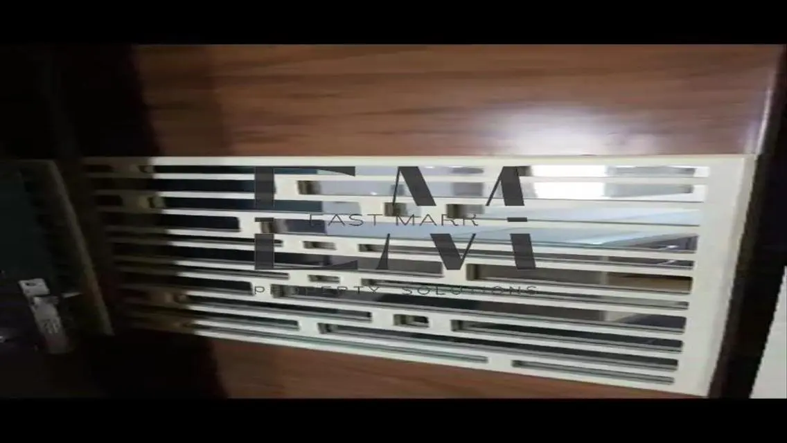 شقة فاخرة للبيع بمساحة واسعة بسعر مميز