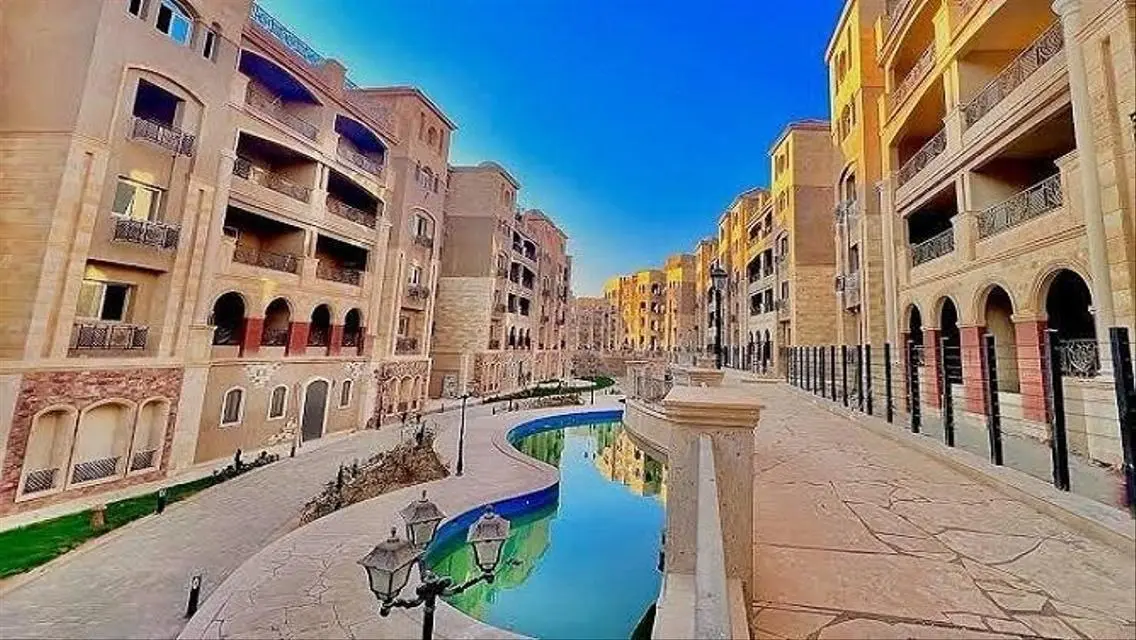 Luxury Villa for Sale in ROCK VERA