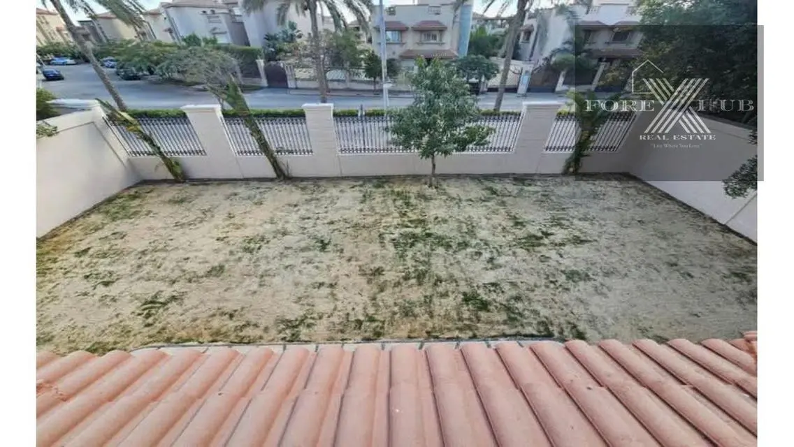 فيلا فاخرة للبيع متكاملة الخدمة
