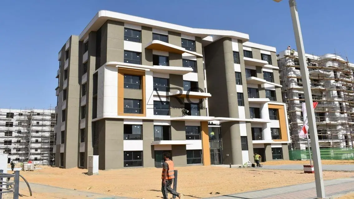 Luxury Apartment with Spacious Layout and Stunning Views