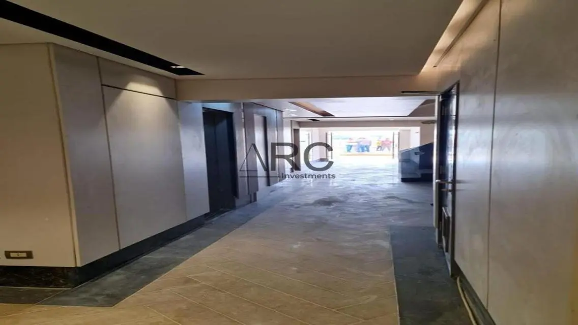 Luxury Apartment with Spacious Layout and Stunning Views