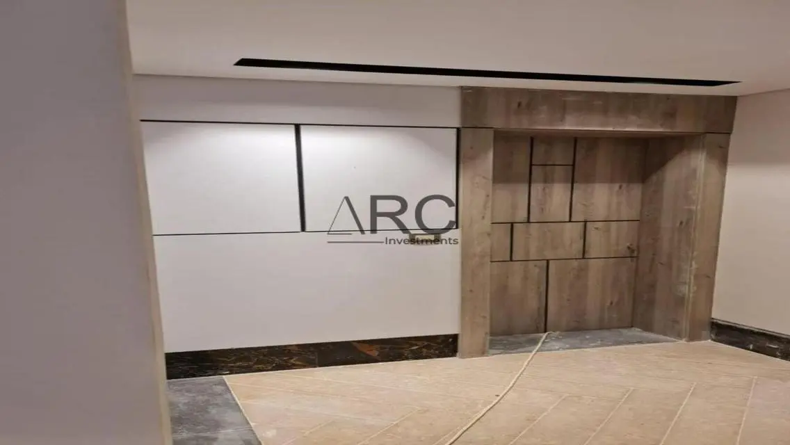 Luxury Apartment with Spacious Layout and Stunning Views