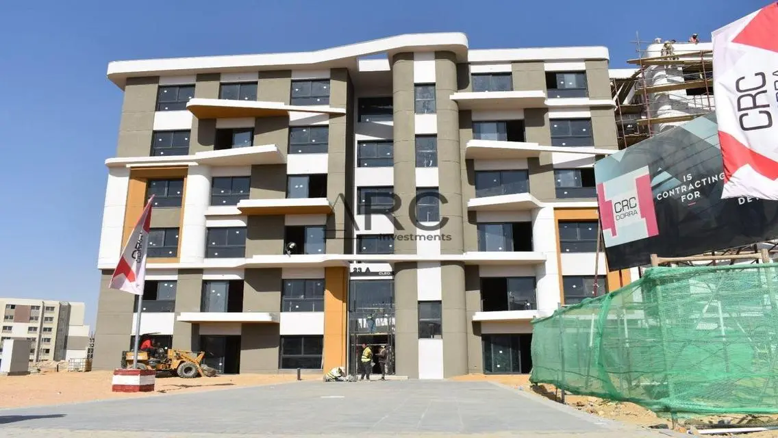 Luxury Apartment with Spacious Layout and Stunning Views
