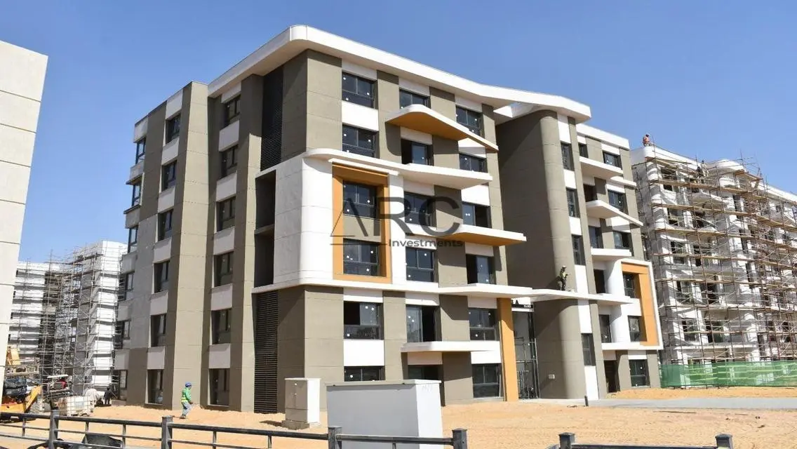 Luxury Apartment with Spacious Layout and Stunning Views